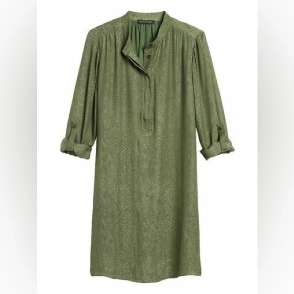 NWOT Banana Republic Olive Green Snake Print Utility Popover Shirtdress Sz 12